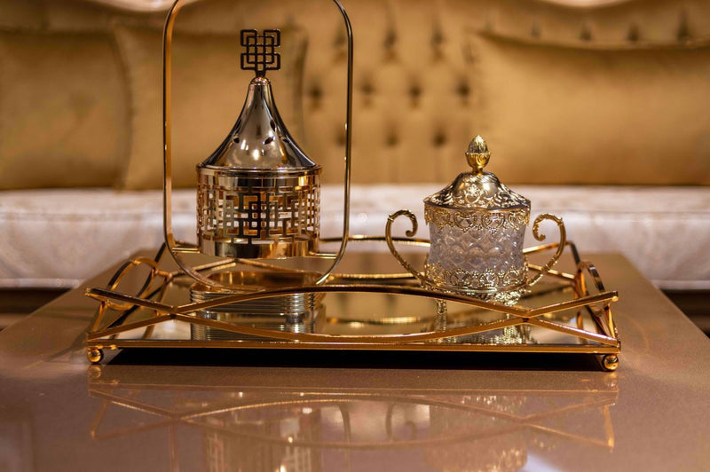 Bruleur d'encens oriental de luxe doré - Goldener luxuriöser orientalischer Räucherstäbchen